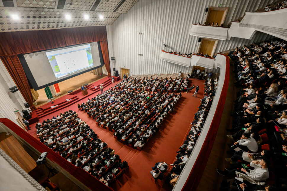 A Pathway to Transforming Armenian Classrooms: 175 More Schools Empowered